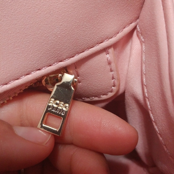 BCBG purse - Picture 6 of 11
